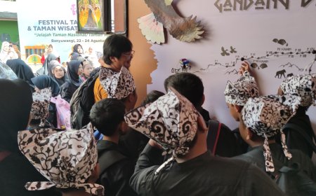 Pembukaan Festival Taman Nasional dan Taman Wisata Alam Indonesia 2024