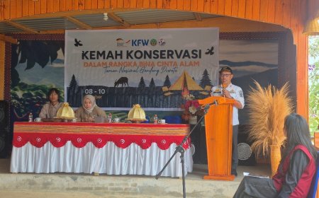 Kemah Konservasi: Menumbuhkan Semangat Bina Cinta Alam