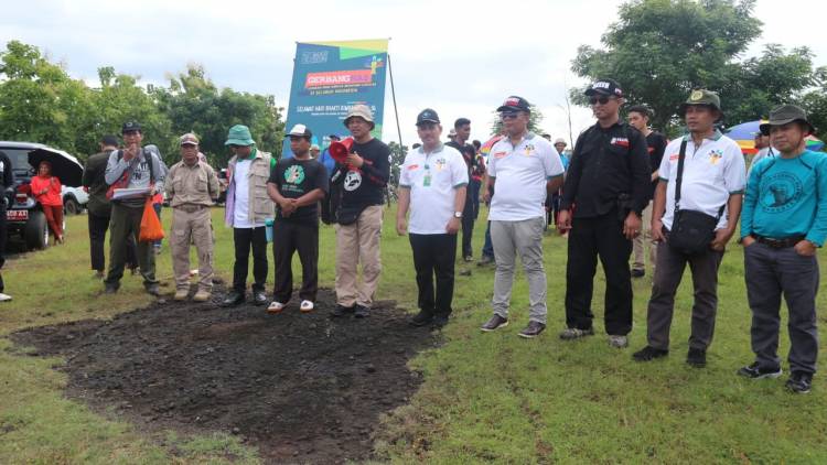 Memperingati Hari Bhakti Rimbawan 2019 yang ke-36 dengan tema “Hutan Untuk Kesejahteraan Rakyat dan lingkungan sehat”, Penanaman dan Jungle Track-Taman Buru Ko’mara, Kabupaten Takalar
