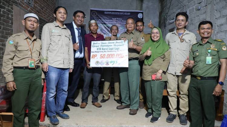 Stimulus Untuk KTH Karst Lopi - Lopi